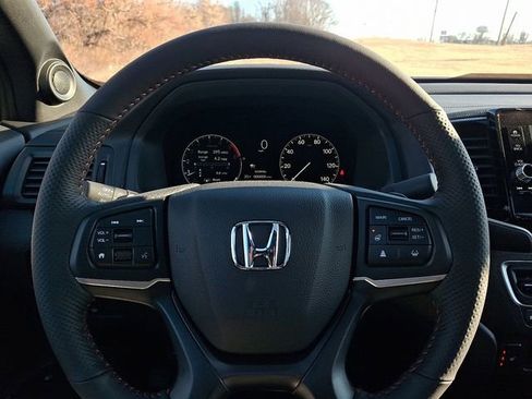 Used 2025 Honda Ridgeline TrailSport+ image 19