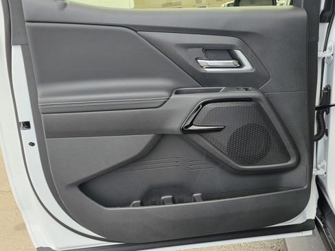 New 2026 Chevrolet Silverado EV LT image 15