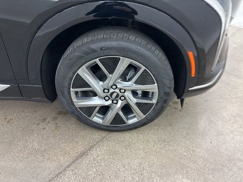 New 2026 Cadillac Optiq Luxury 1 AWD/4WD image 13