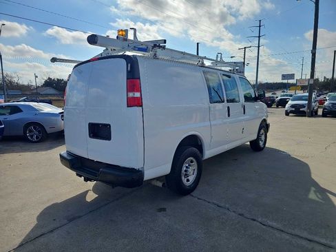 Used 2019 Chevrolet Express 2500 w/ Driver Convenience Package image 8