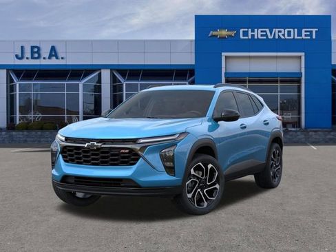 New 2026 Chevrolet Trax RS w/ Sunroof Package FWD image 6