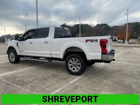 Used 2019 Ford F250 Lariat w/ Lariat Ultimate Package image 7