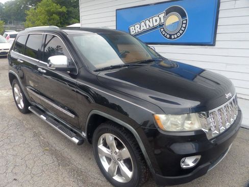 Used 2012 Jeep Grand Cherokee Overland Summit RWD image 4