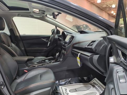 Used 2019 Subaru Crosstrek 2.0i Limited w/ Moonroof Package w/Navigation AWD/4WD image 9
