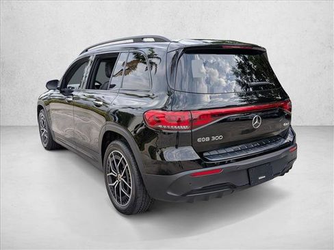 Certified 2023 Mercedes-Benz EQB 300 4MATIC image 8