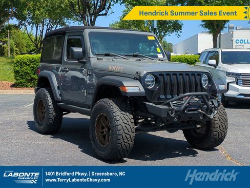 Used 2021 Jeep Wrangler Sport AWD/4WD image 1