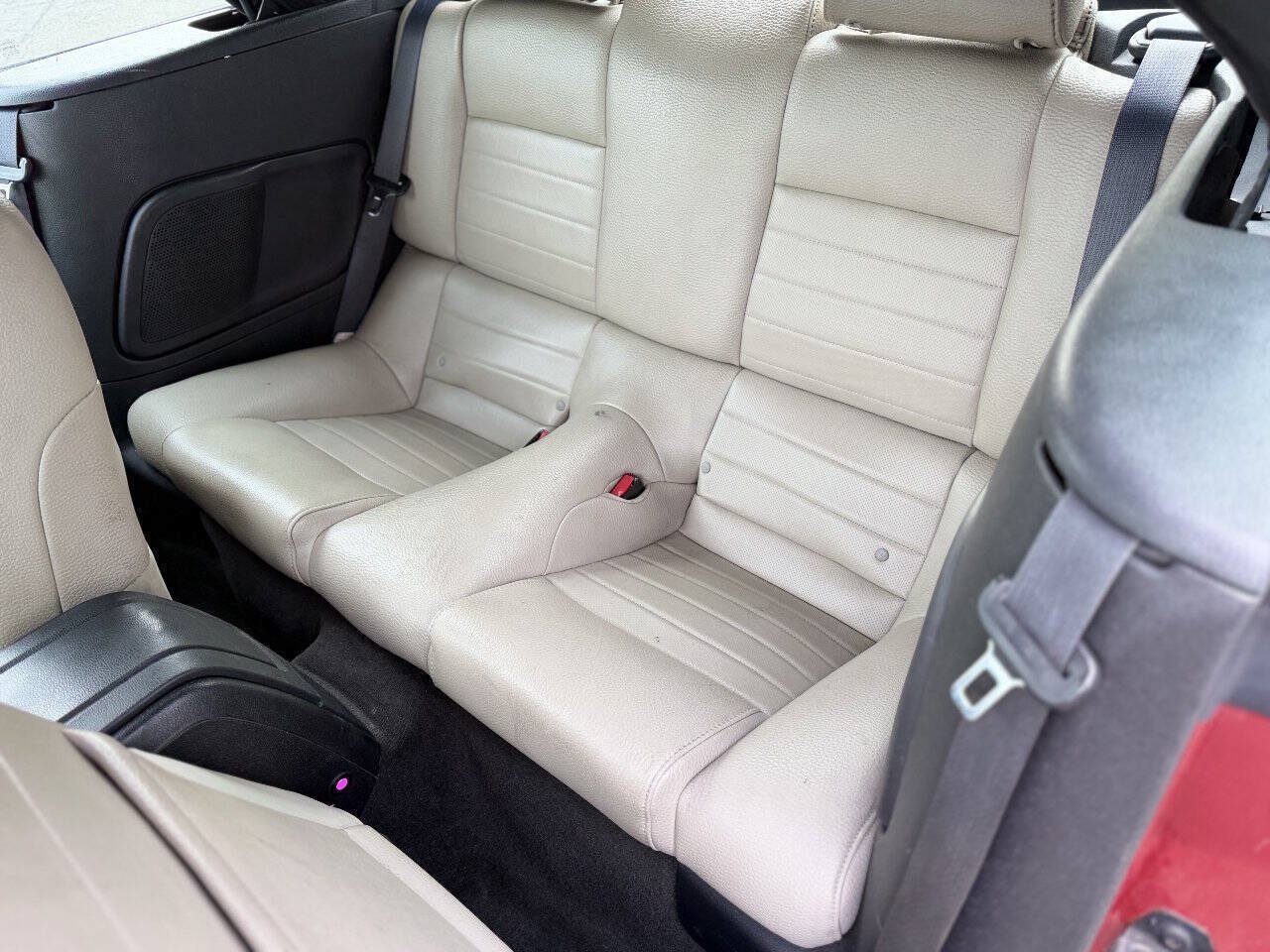 Used 2012 Ford Mustang Premium RWD image 12