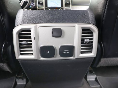 Used 2017 Ford F250 Lariat w/ Lariat Value Package AWD/4WD image 40