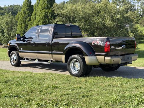 Used 2011 Ford F350 XL w/ PWR Equipment Group AWD/4WD image 5