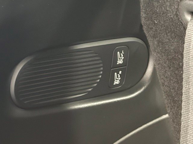 Used 2026 Hyundai Palisade SEL FWD image 34