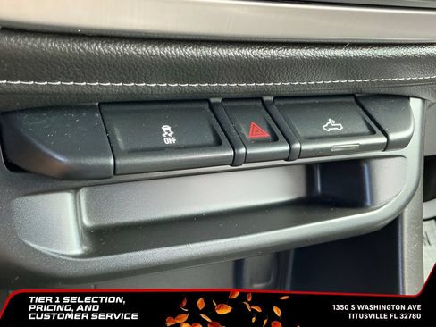Certified 2017 GMC Canyon SLE RWD image 32