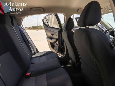 Used 2024 Nissan Sentra SV FWD image 7