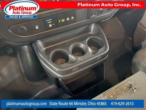 Used 2016 Chevrolet Express 3500 Extended image 20