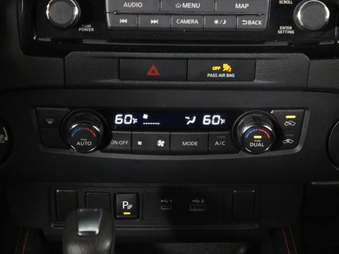 Certified 2022 Nissan Frontier PRO-4X w/ Technology Package image 21