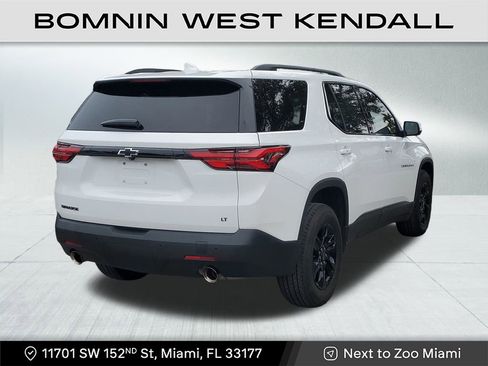Used 2022 Chevrolet Traverse LT w/ Midnight/Sport Edition image 7