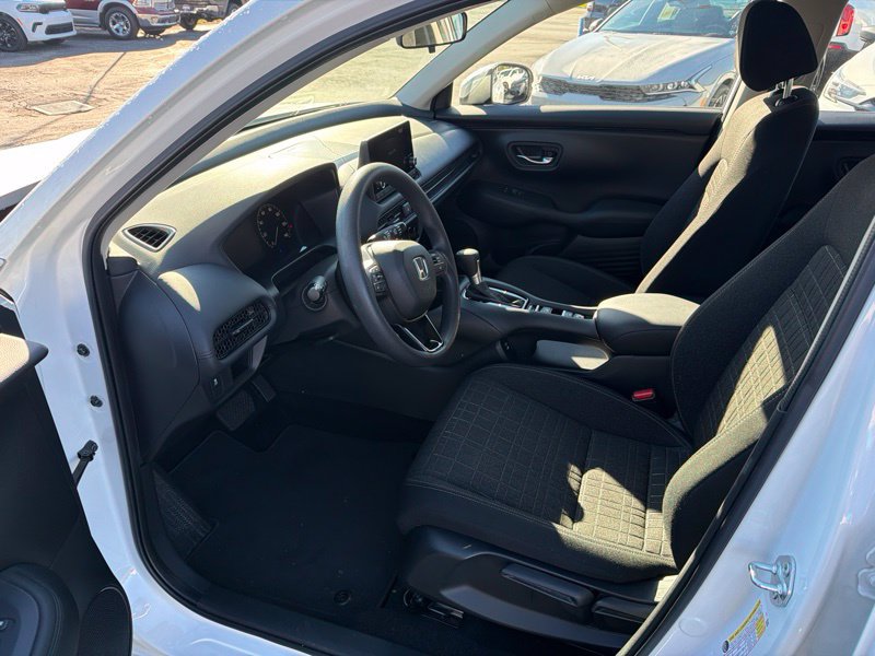 Used 2024 Honda HR-V LX image 12