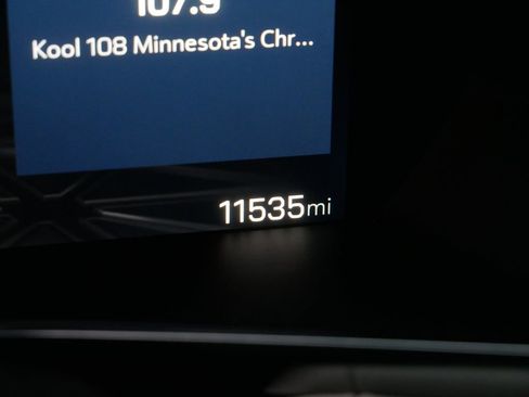 Used 2024 GMC Canyon AT4X image 35