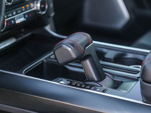 Used 2025 Ford F150 Raptor image 18