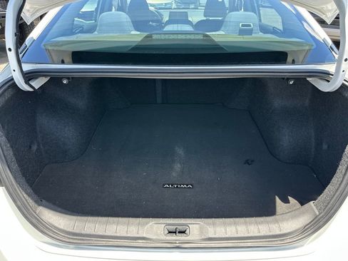 Used 2019 Nissan Altima 2.5 S FWD image 20