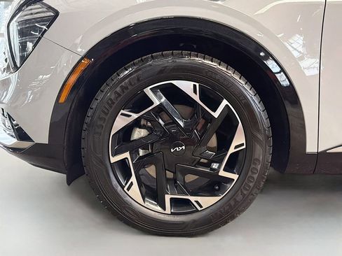 Used 2023 Kia Sportage SX image 34