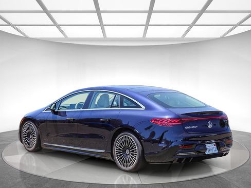 Used 2022 Mercedes-Benz EQS 450+ Sedan image 2