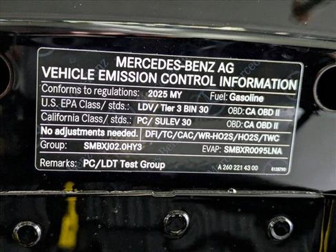 Used 2025 Mercedes-Benz GLB 250 image 26