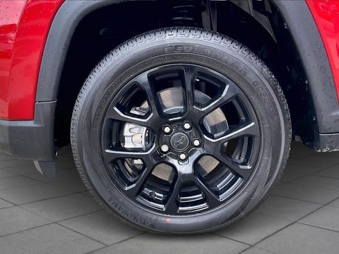 New 2026 Jeep Compass Latitude AWD/4WD image 11