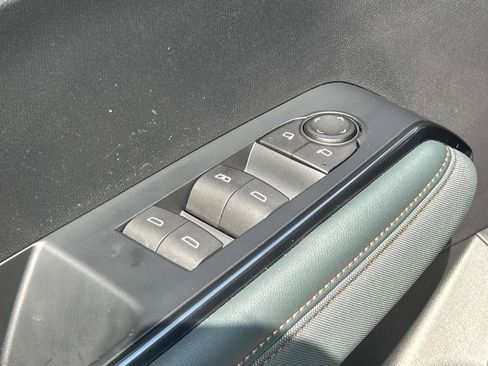 Certified 2024 GMC Acadia AT4 w/ Luxury Package image 15