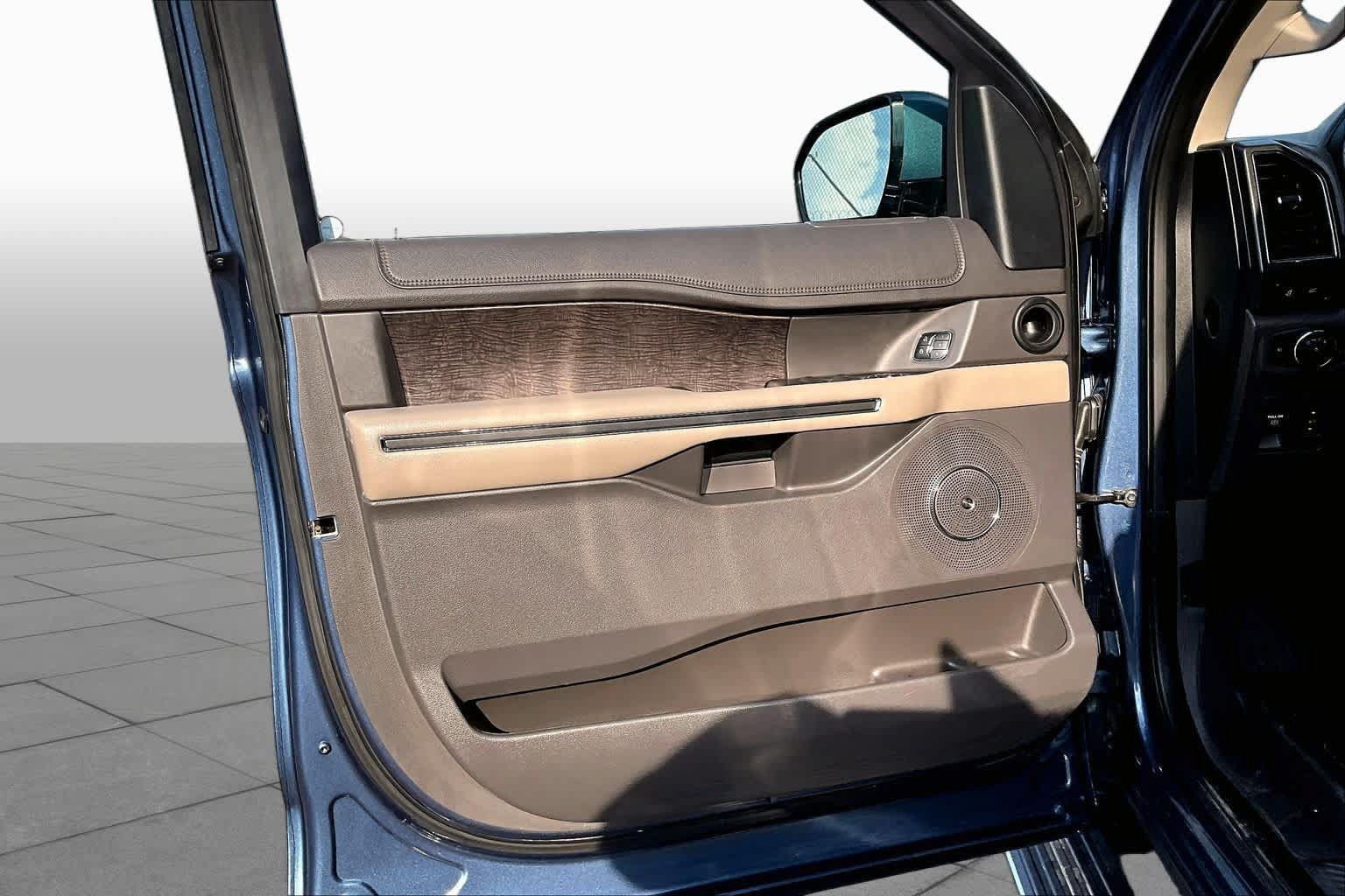 Used 2020 Ford Expedition Limited w/ Special Edition Package RWD image 22