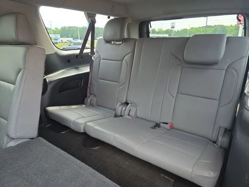 Used 2017 Chevrolet Suburban LT AWD/4WD image 42