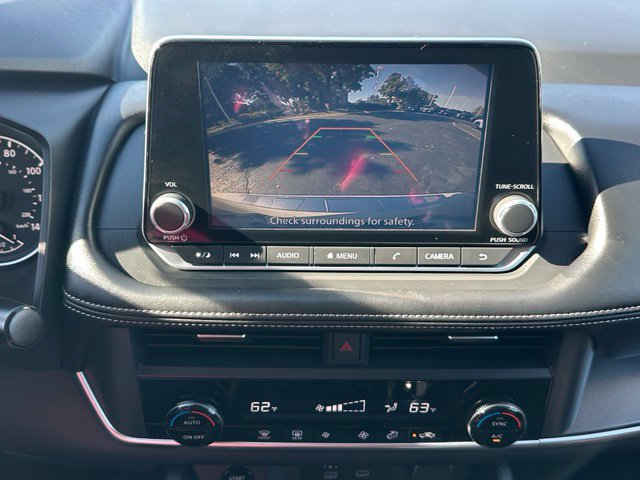 Certified 2025 Nissan Rogue SV AWD/4WD image 33