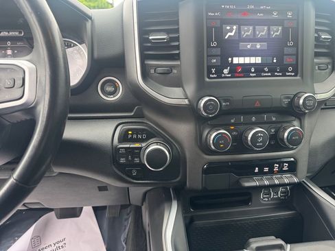Used 2021 RAM 1500 Big Horn AWD/4WD image 11