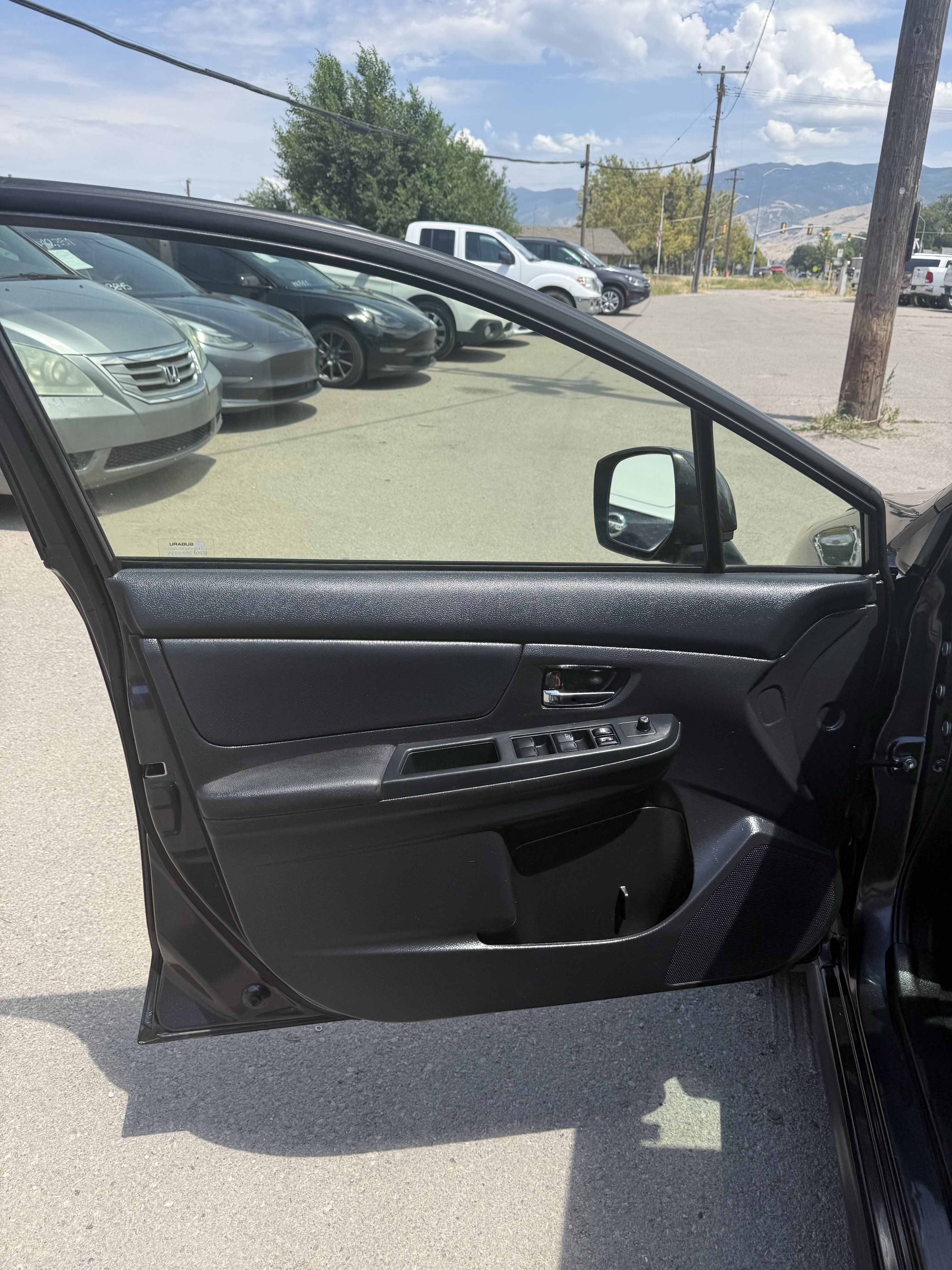 Used 2014 Subaru Crosstrek 2.0i Limited AWD/4WD image 18