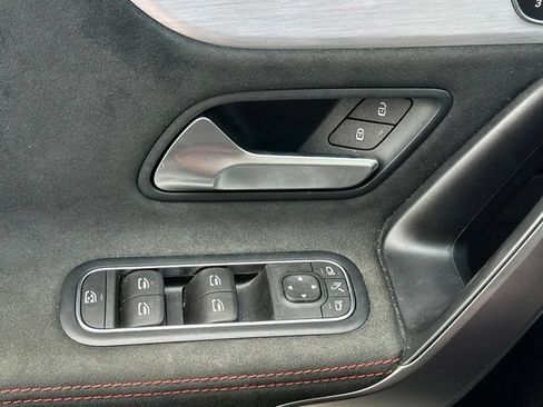 Certified 2021 Mercedes-Benz CLA 250 4MATIC image 31