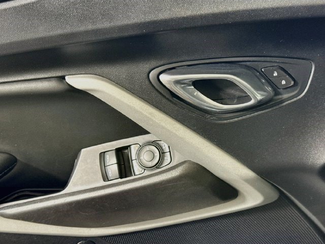 Used 2020 Chevrolet Camaro LT RWD image 23