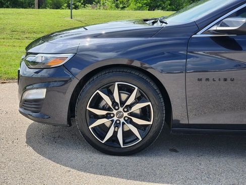 Used 2023 Chevrolet Malibu RS w/ LPO, Floor Liner Package FWD image 8
