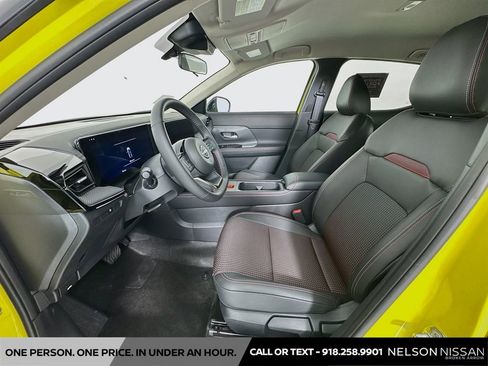 Certified 2025 Nissan Kicks SR AWD/4WD image 19