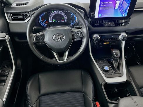 Used 2023 Toyota RAV4 XSE AWD/4WD image 5