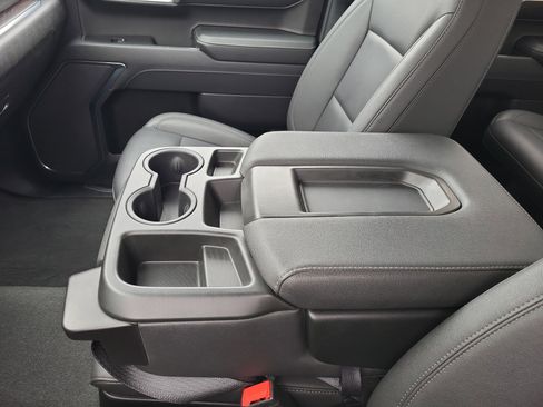 Used 2025 GMC Sierra 1500 SLT image 23