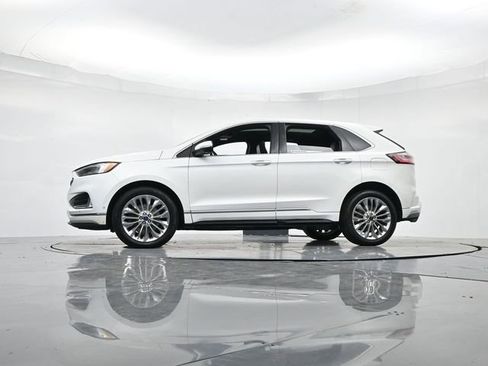 Certified 2022 Ford Edge Titanium w/ Equipment Group 301A image 37