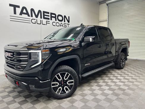 Used 2023 GMC Sierra 1500 AT4 w/ AT4 Premium Package AWD/4WD image 2