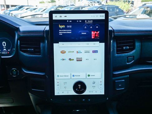Used 2022 Ford Expedition Limited AWD/4WD image 13