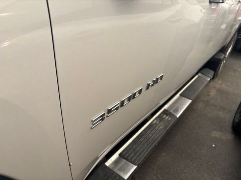 Used 2022 Chevrolet Silverado 3500 High Country w/ Safety Package II AWD/4WD image 22