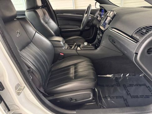 Used 2023 Chrysler 300 S RWD image 18