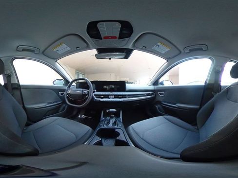 Used 2025 Kia K4 FWD image 41