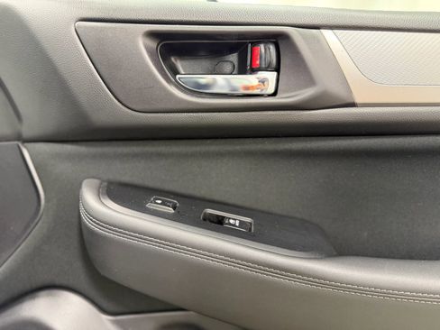 Used 2019 Subaru Legacy 2.5i Premium AWD/4WD image 26