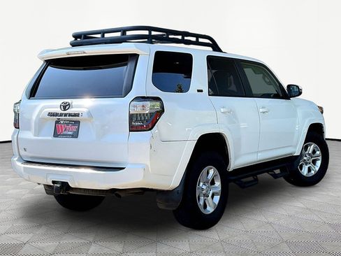 Used 2022 Toyota 4Runner SR5 Premium w/ Moonroof Package AWD/4WD image 6