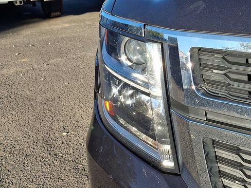 Used 2018 Chevrolet Tahoe LT AWD/4WD image 35