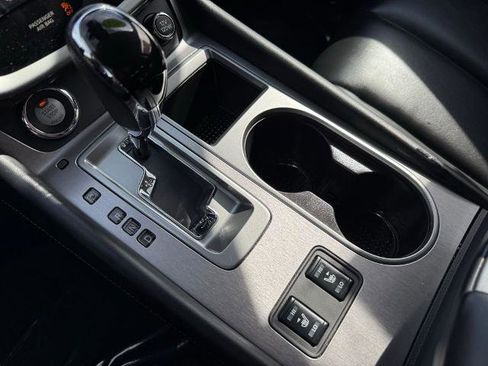 Certified 2024 Nissan Murano SV w/ SV Midnight Edition Package image 27