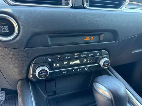 Used 2022 MAZDA CX-5 AWD 2.5 S w/ Premium Package image 11